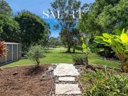 Parkside Paradise: Family Living in the Heart of the...