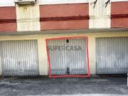 Parque de Estacionamento / Garagem / Box em Nossa...