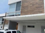 Parque Natura 1, Cascatta, Lomas de Angelópolis