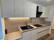 PARSCH | 3 Zimmer mit Balkon | EG | Kernsaniert |...
