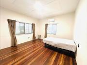 Partially Furnished 8 Burnett Street, Berserker –...