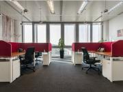 Participe num ambiente de coworking colaborativo em...