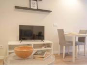 Paseo Perales, 70. Local 3 ONLY STUDENTS