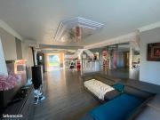 Pavillon 6 pièces 205 m²