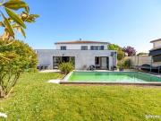 Pavillon 7 pièces 220 m²