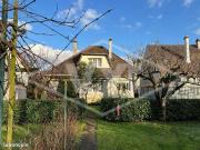 Pavillon 8 pièces 196 m²