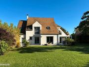 Pavillon 8 pièces 214 m²