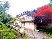 Maison 9 pièces 360 m²