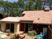 Pavillon dans la pinède