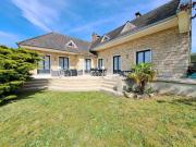 PAVILLON D'ARCHITECTE SUR ABBEVILLE PROCHE AUTOROUTE...