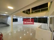 Pavimento comercial com 02 andares, pertinho do centro...