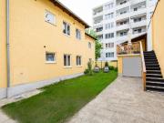 Peaceful Courtyard Apartment near the Salzach River,...