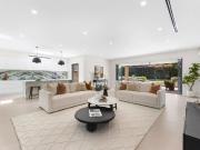 Peaceful Family Sanctuary in Ultra Convenient Location