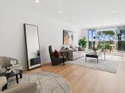 Peaceful haven with Mosman Village at your doorstep