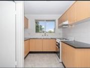 Peaceful Parkside Living 2 Bedroom Unit in Prime Location