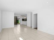 Peaceful Townhouse with Single Parking – Unit 11/88...