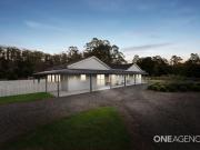 CLICK ON THE VIDEO BUTTON TO WATCH A FULL HD VIDEO...