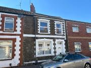 Pearl Street, Cardiff CF24, 3 bed property to rent,...