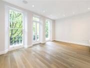 Pembridge Crescent, Notting Hill W11, 2 bed flat to...