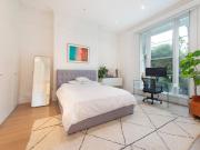 Pembridge Villas, London W11, 2 bedroom flat to rent...