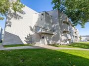 Pembroke Estates 2 Bedroom Apartment for Rent at 8630...