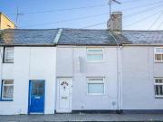 Penrhydlyniog, Pwllheli, 2 Bedroom Terraced