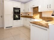 Penrith Road RM3, 2 bed bungalow to rent, £1,850 pcm |...
