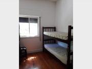 {Pensão Masculina com quartos e vagas compartilhadas os...