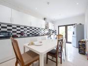 Penshurst Road, Thornton Heath CR7, 5 bed property to...