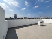 Pent house exterior con balcón y cajón independiente en...