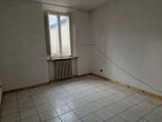 Pentalocale in vendita a Lucca