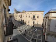 Pentalocale in vendita a Militello in Val di Catania