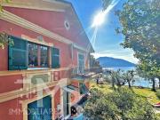 Pentalocale in vendita a Recco