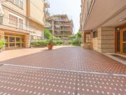 Pentalocale in vendita a Roma