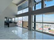 Penthouse 2 pisos en venta en La Loma gran reserva....