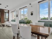 Penthouse con terraza. 3 Dormitorios en Recoleta. Impecable