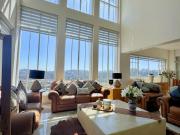 Penthouse con vistas abiertas en Bosque Real