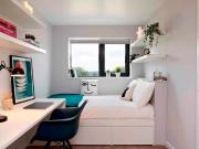 Penthouse D Has an Apartment