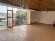 Penthouse de 365m2, super ubicacion a media calle de...