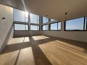 Penthouse de doble altura con terraza techada en Santa...