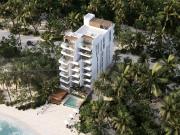 Penthouse de tres habitaciones frente al mar