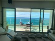 Penthouse en Piso 31 con Piscina Privada y Vista al Mar...