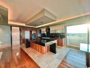EN VENTA PENTHOUSE EN COMPLEJO CON AMENITIES, SOBRE AV....