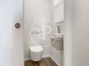 Penthouse for rent with Terrace in San Francesc Valencia