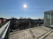 Penthouse mit Sonnen Terrasse, Wintergarten und Aufzug...