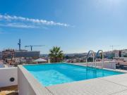 Penthouse nica, com piscina, vista e garagem em pleno...