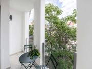 Penthouse Paradise: Luxury Two Bedroom with Rooftop in...