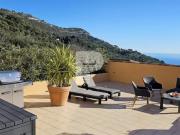 PENTHOUSE RESIDENCE RECENTE AVEC PISCINE A EZE
