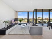 Penthouse Style Retreat | Oversized Luxury Apartment in...