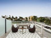 Penthouse Style St Kilda Base with Skyline Terrace